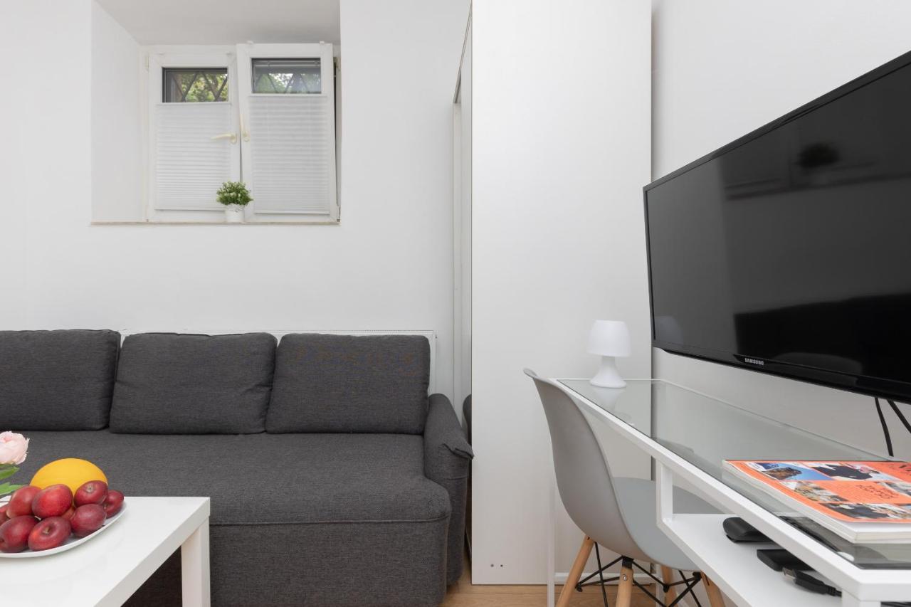 Micro Apartment Near Fort Mokotow By Noclegi Renters Varşova Dış mekan fotoğraf